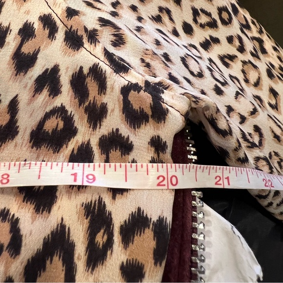 Equipment Animal Print Didina Long Sleeve Shirt Size S - Picture 14 of 14